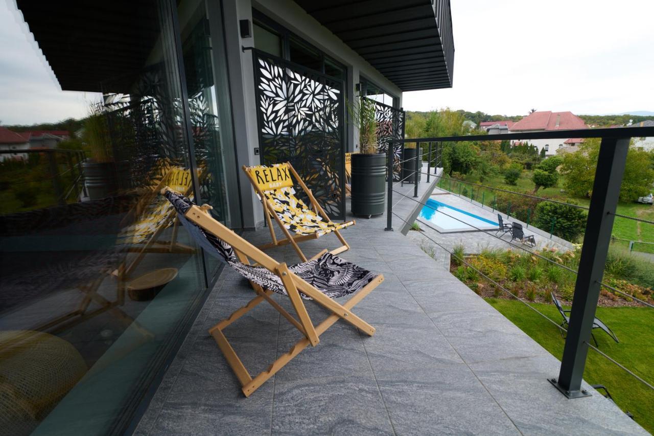 Апартаменты True Love С Видом На Горы Uzhhorod Exterior photo
